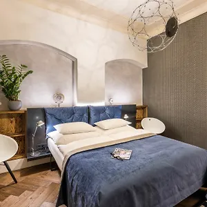 4* Appart hôtel Mooo By The Castle